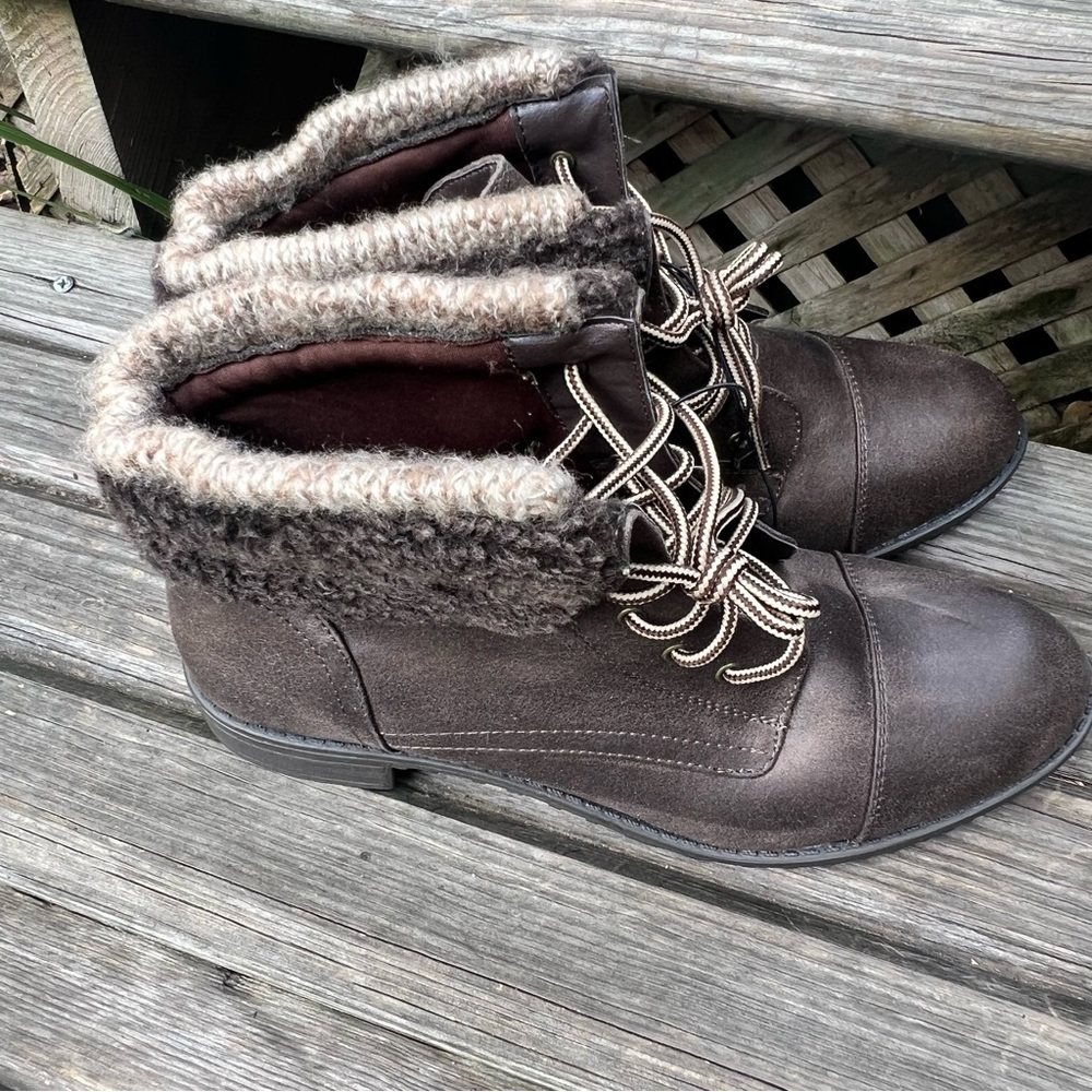 Cliffs Brown Fur top Lace-Up ankle boots Boots - Picture 2 of 11
